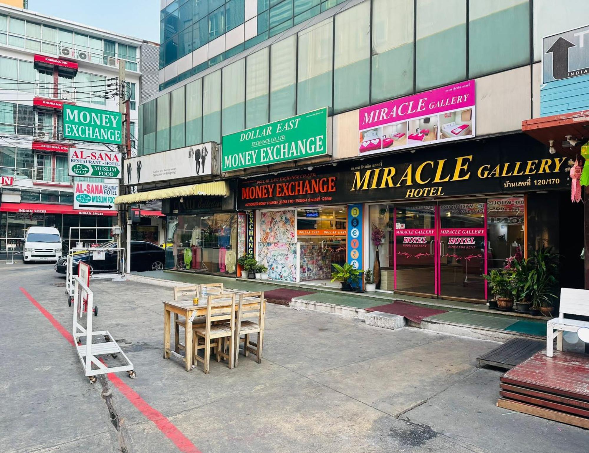 Miracle Gallery Hotel Makkasan Luaran gambar
